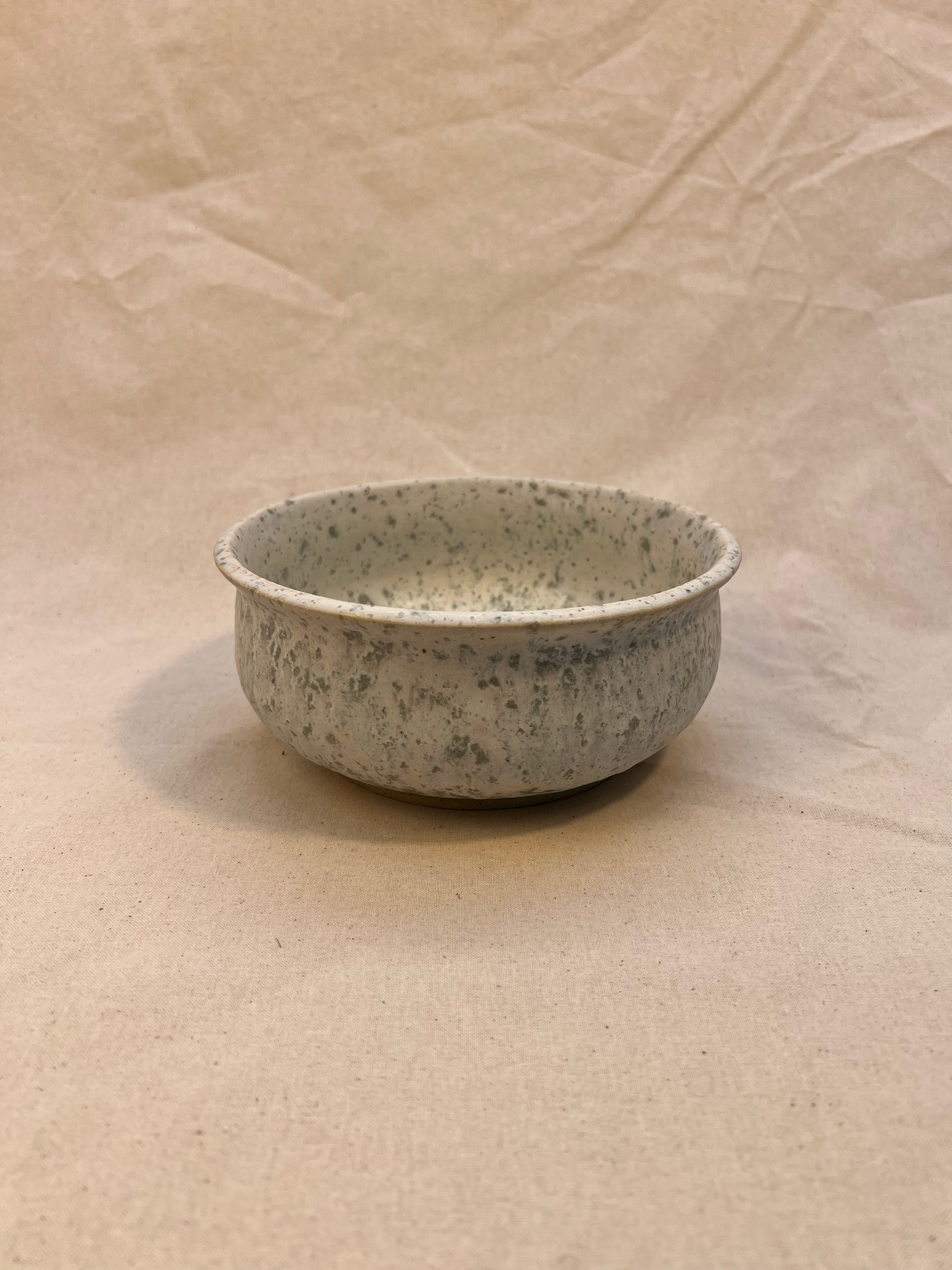 plant pot image 2