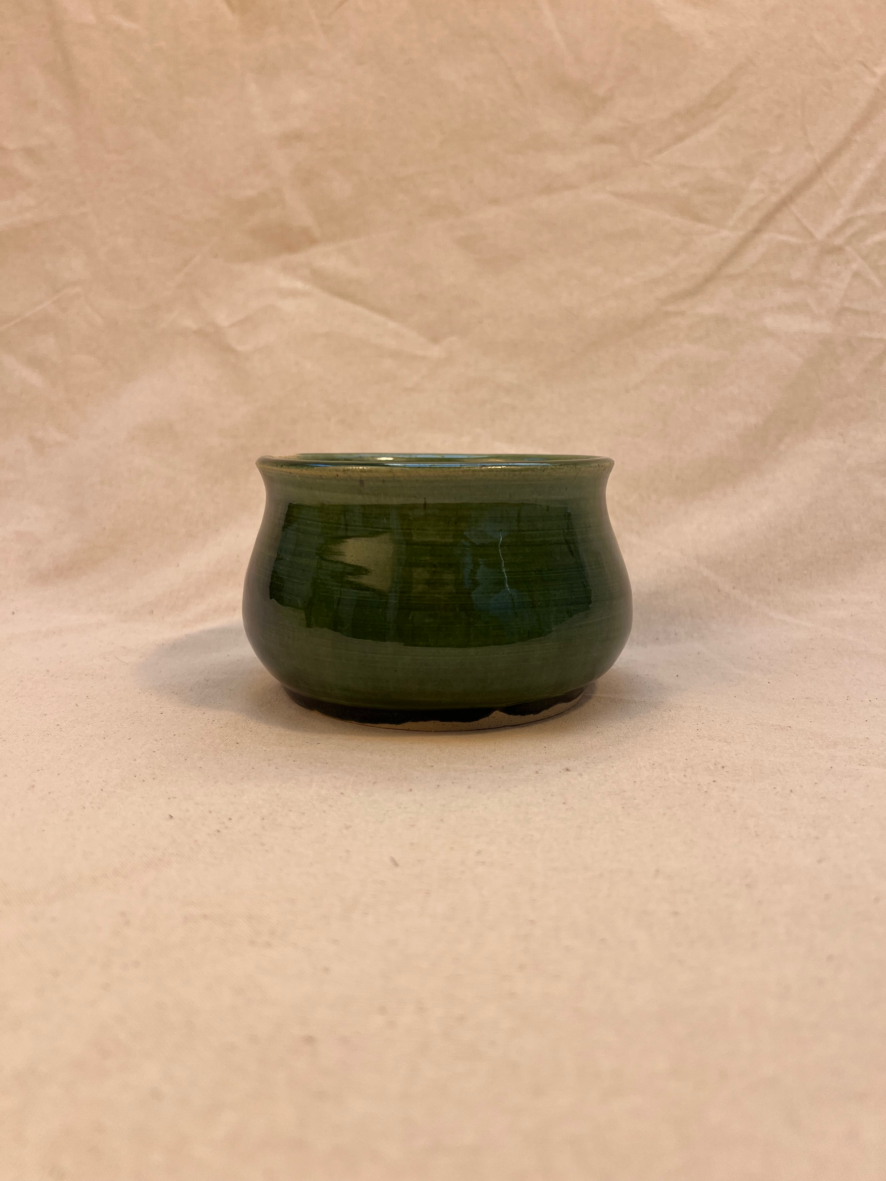 plant pot image 1