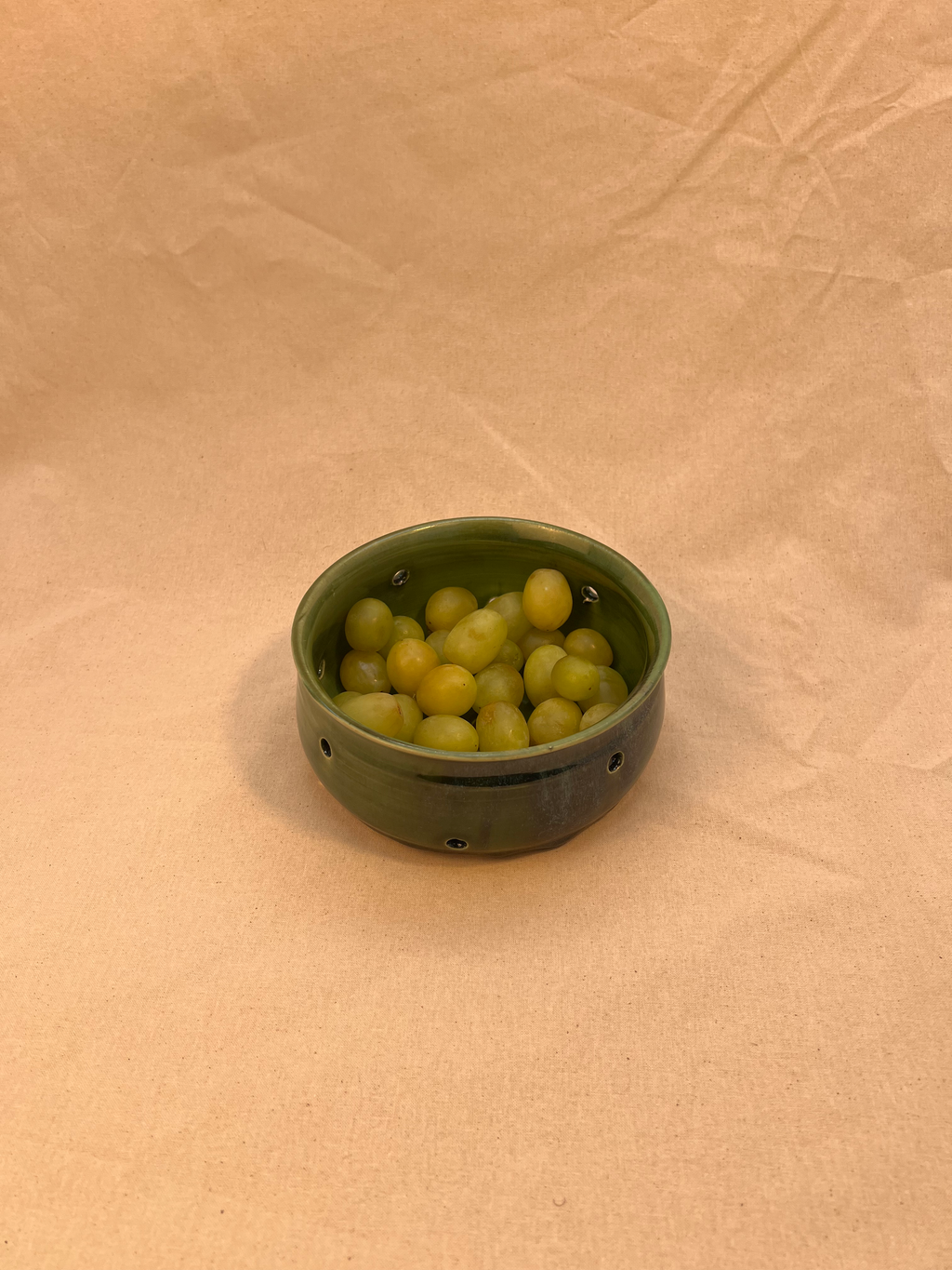 plant pot ~ colander image 1