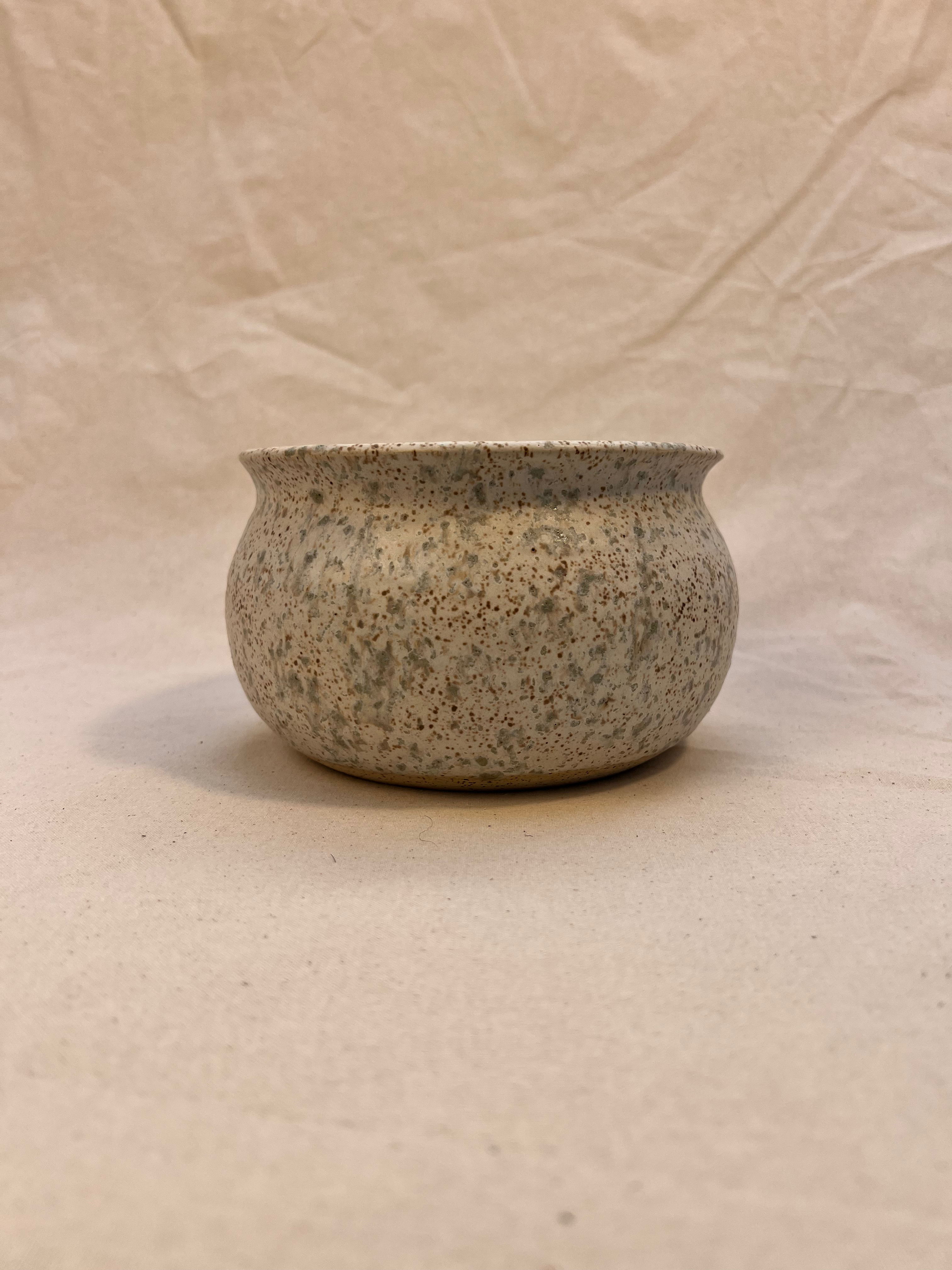 speckled dish image 1