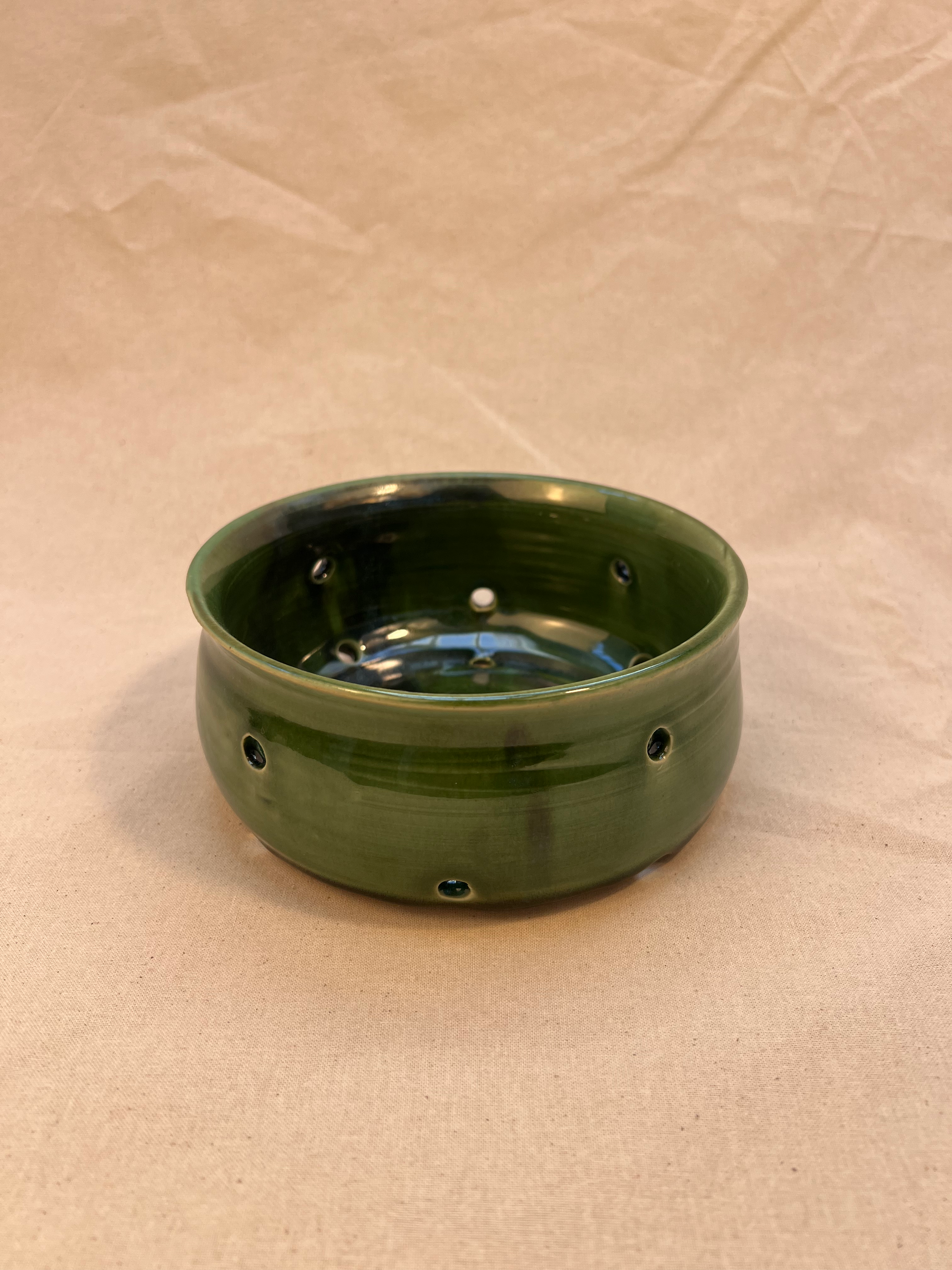 plant pot ~ colander image 3